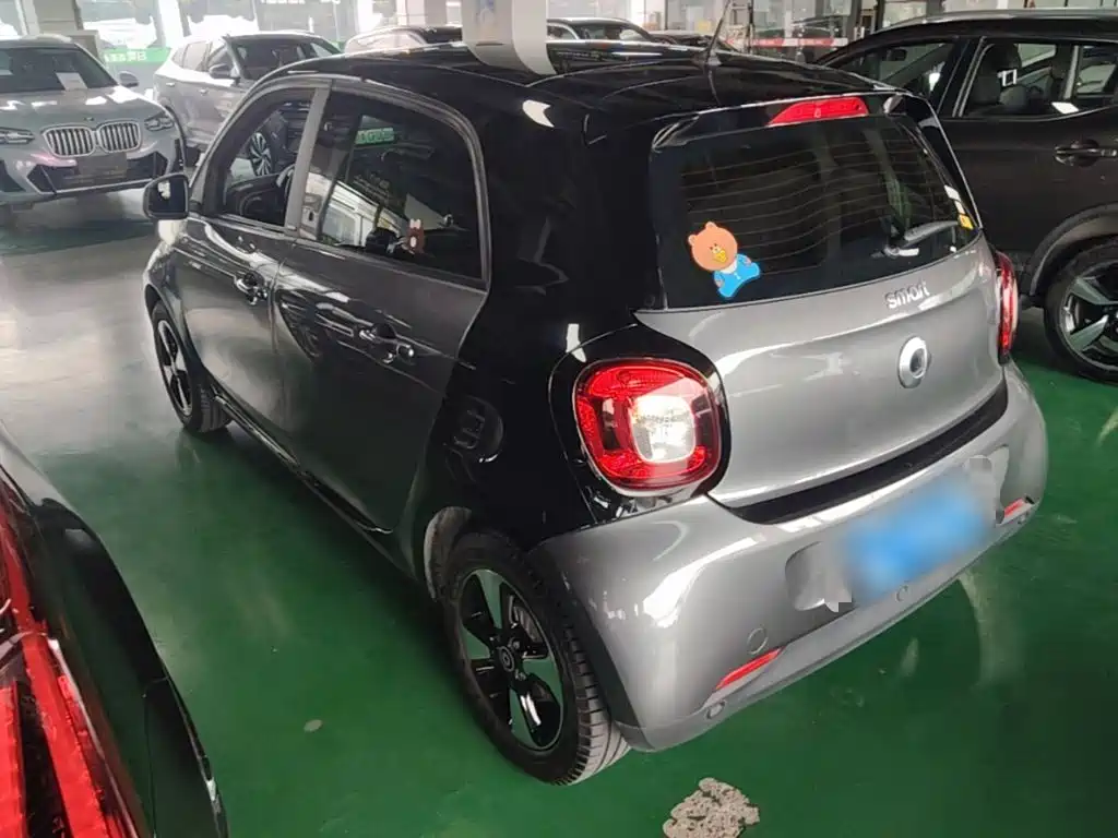smart forfour 2018 2018 1.0L 52kW Passion Edition