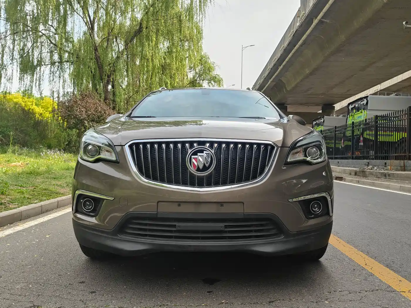 Buick Envision Plus 2016 20T 2WD Leading фото 3