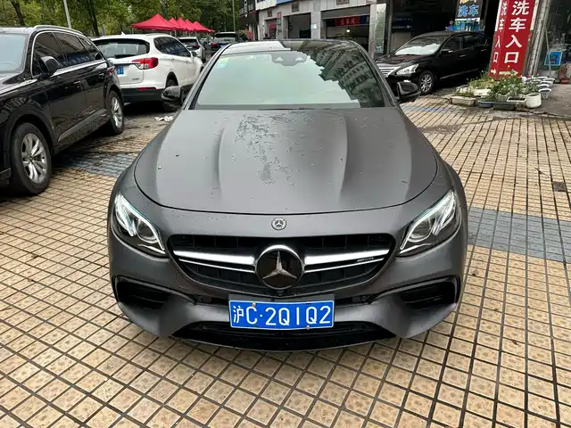 MERCEDES-BENZ E CLASS AMG