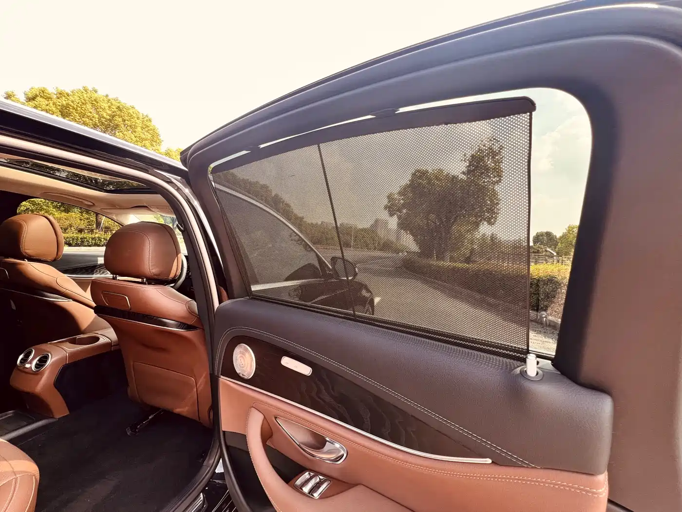 Mercedes-Benz E-Class 2016 E 300 L Sport Fashion Type фото 17