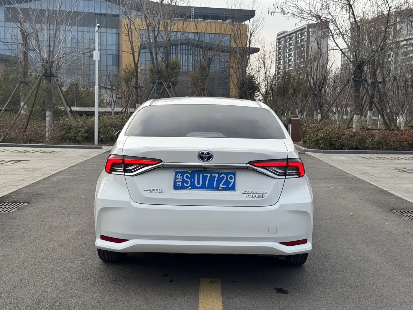 Toyota Corolla 2023 1.8L Smart Hybrid Dual Engine Elite Edition фото 15
