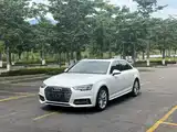 Фото 1 - Audi A4L