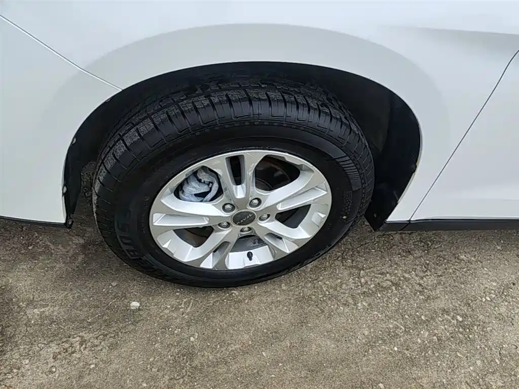 Haval M6 2017 1.5T Automatic 2WD Urban фото 23