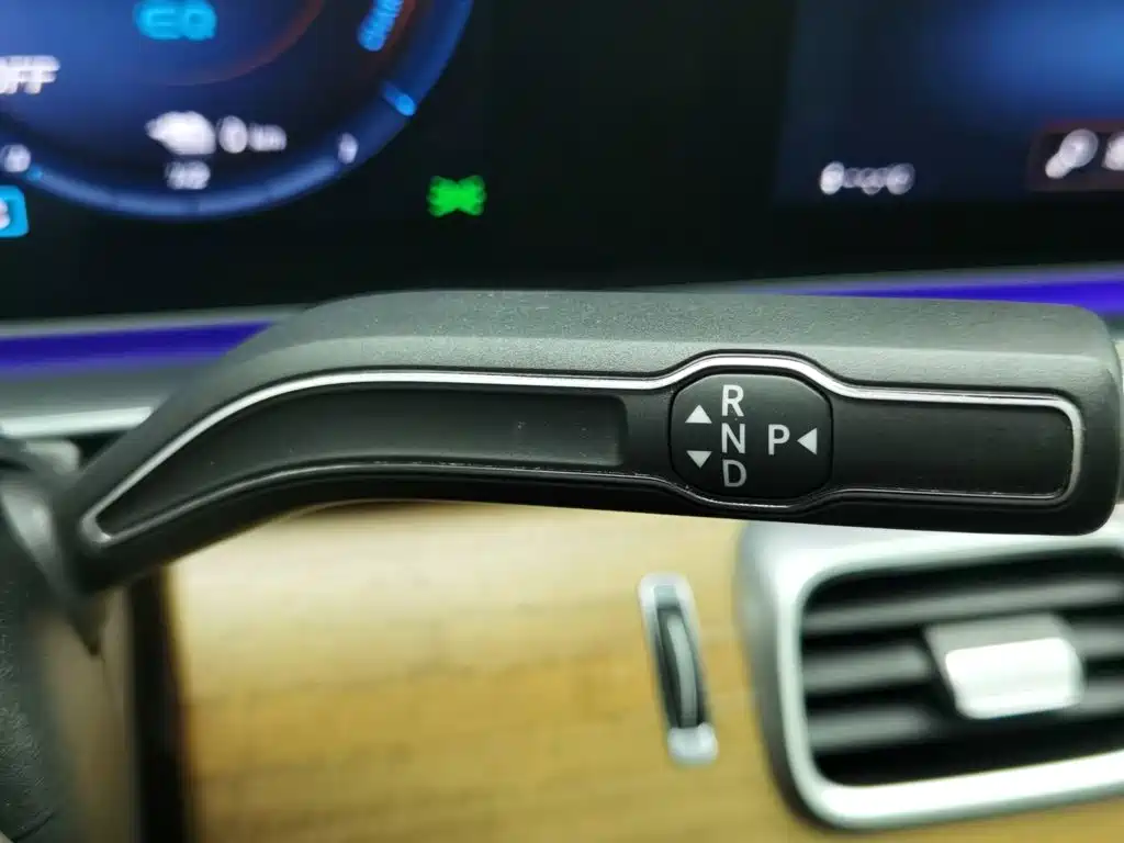 Mercedes-Benz GLE, миниатюра 13