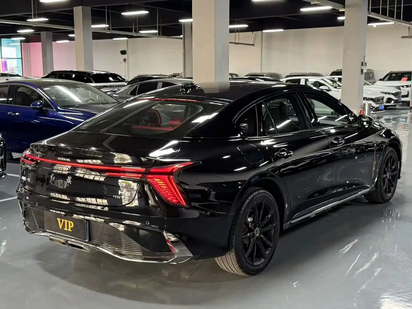 Hongqi H6 2025 Model 2.0T 2 Million Units Commemorative Edition фото 11