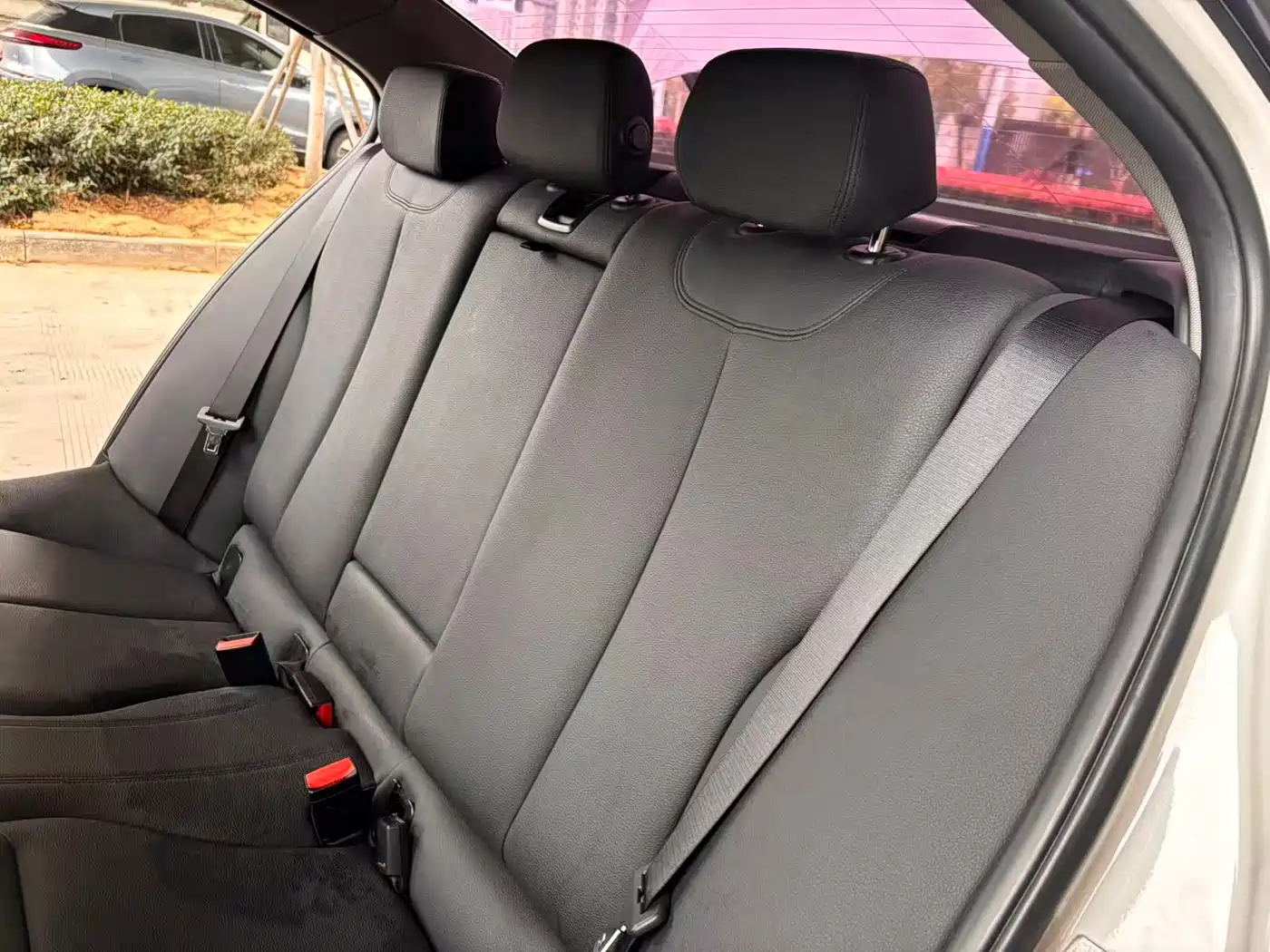 BMW 3 Series 2017 320Li M Sport фото 16