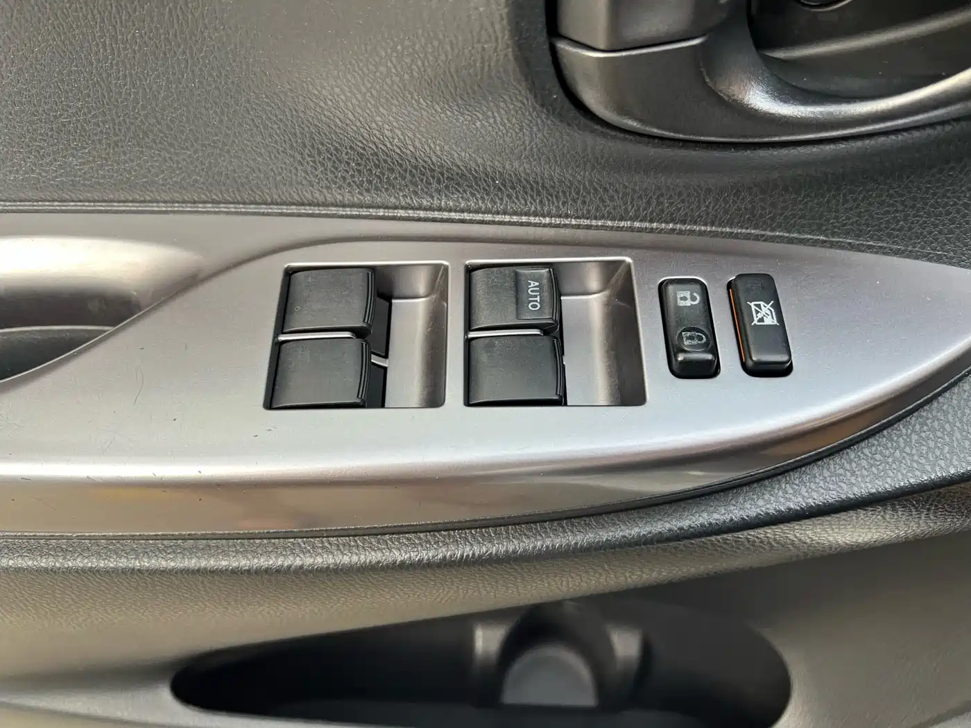 Toyota Vios 2014 1.5L Automatic Wisdom Edition фото 13