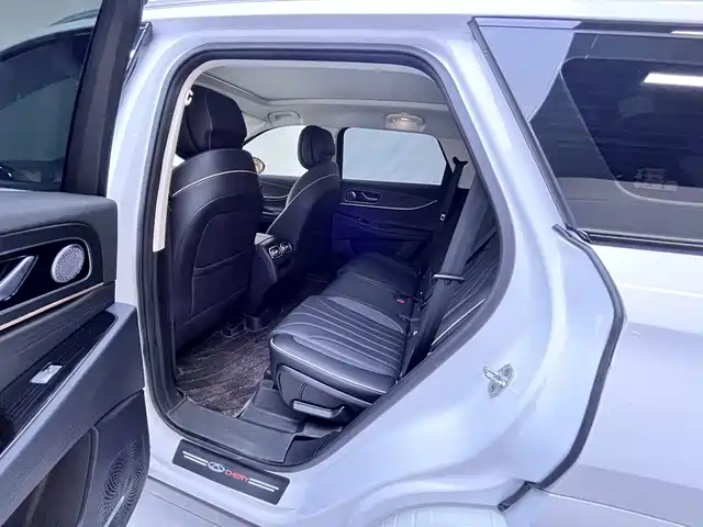 Chery Tiggo 9 2024 2023 2.0T DCT 2WD Leading Edition 5-seater