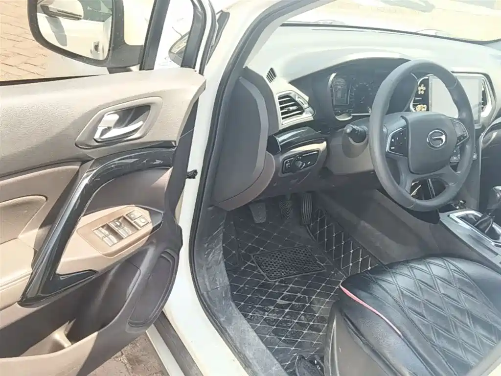 GAC Trumpchi Trumpchi GS4 2017 200T Manual 2WD Elite фото 16