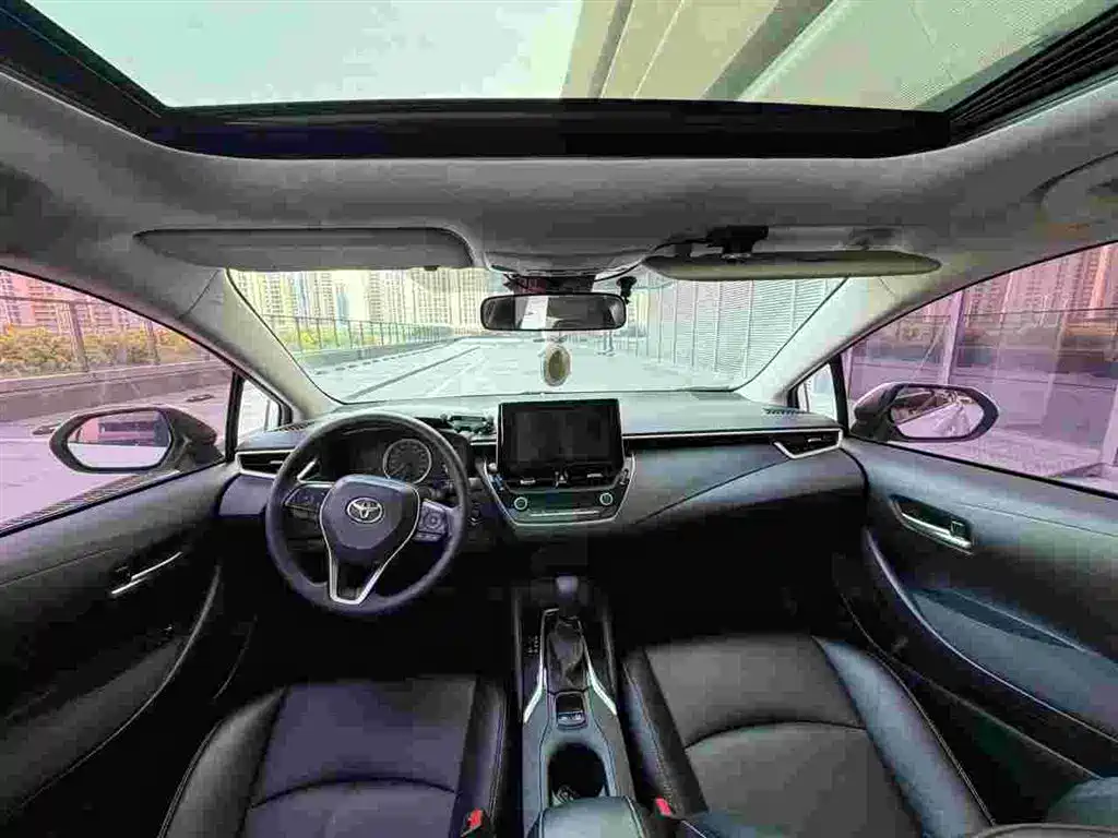 Toyota Corolla 2021 1.2T S-CVT Elite PLUS Edition фото 6