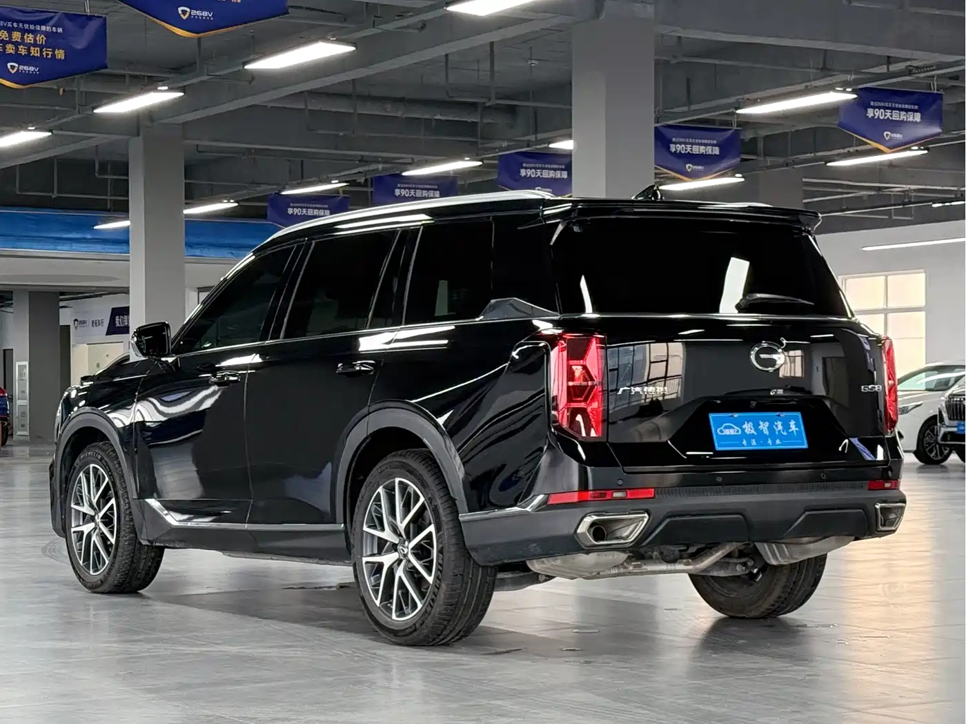 GAC Trumpchi Trumpchi GS8 2025 Pilot Series 2.0TGDI 2WD Luxury Edition 5-seater фото 7
