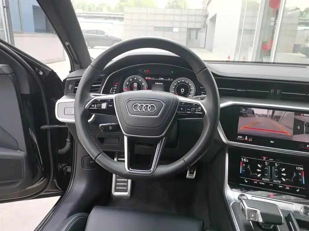 Audi A6L 2025 45 TFSI quattro Premium Sport фото 17