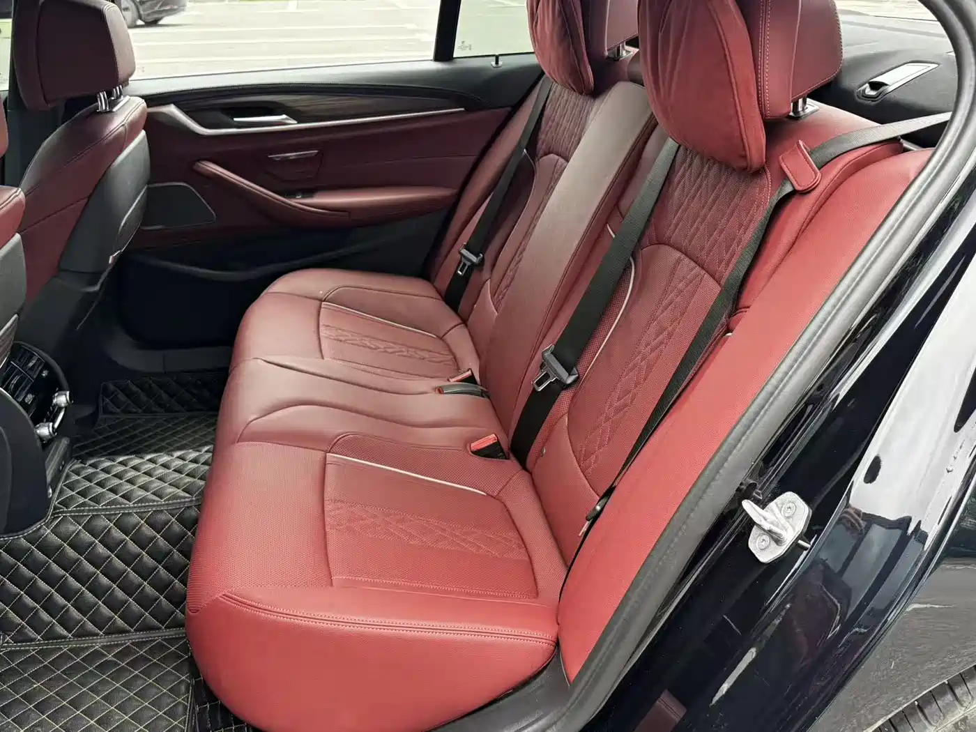 BMW 5 Series 2022 Facelift II 530Li Premium Package M Sport фото 10