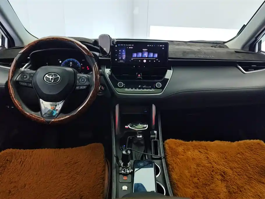 Toyota Corolla Cross 2023 2.0L Elite Edition фото 12