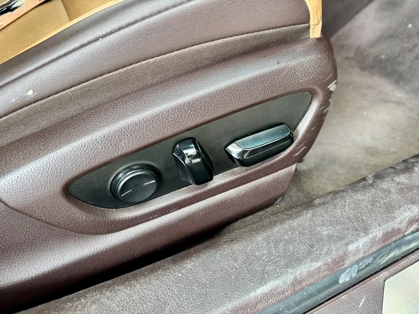 Lexus ES 2020 Model 300h Excellence Edition фото 15