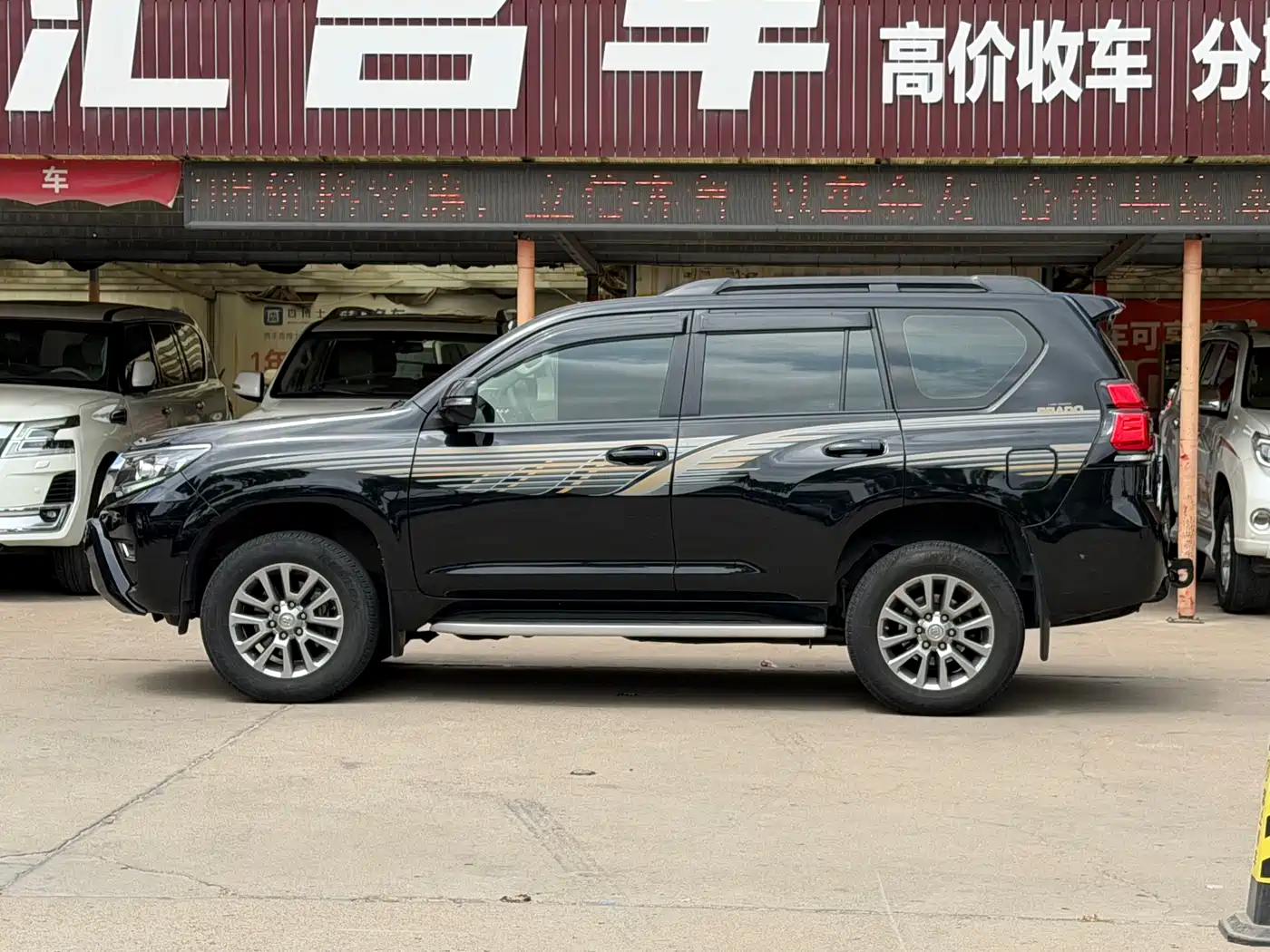 Toyota Prado 2018 3.5L Auto TX-L фото 7