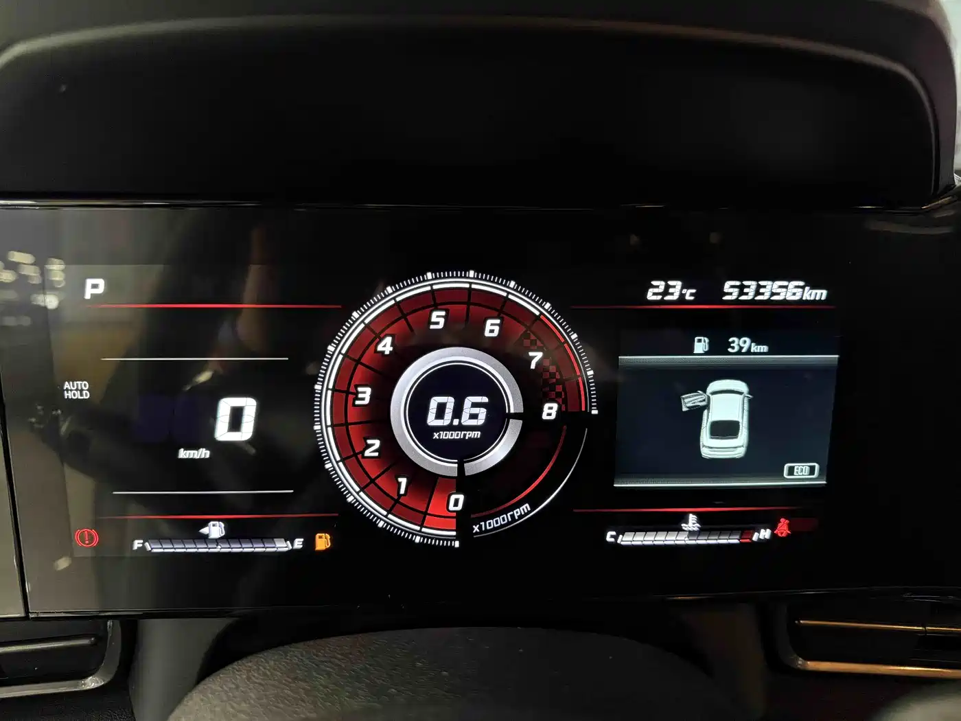 Hyundai Elantra 2022 240TGDi DCT LUX Premium Edition фото 12