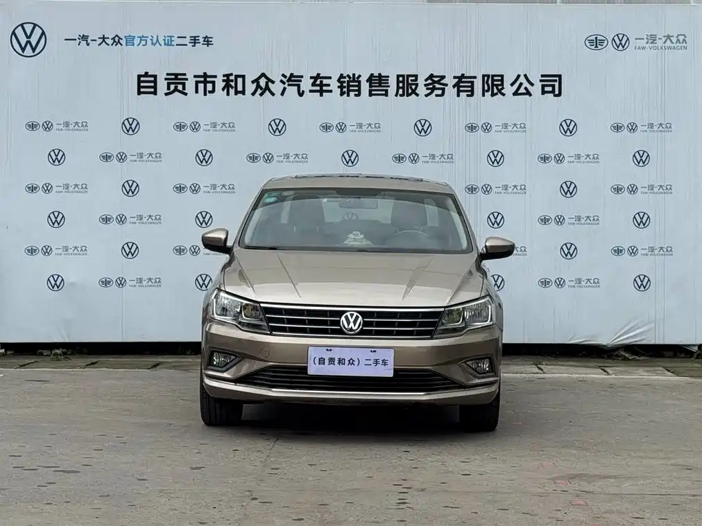 Volkswagen Jetta 2019 Dream Edition 1.5L Auto Comfort фото 2