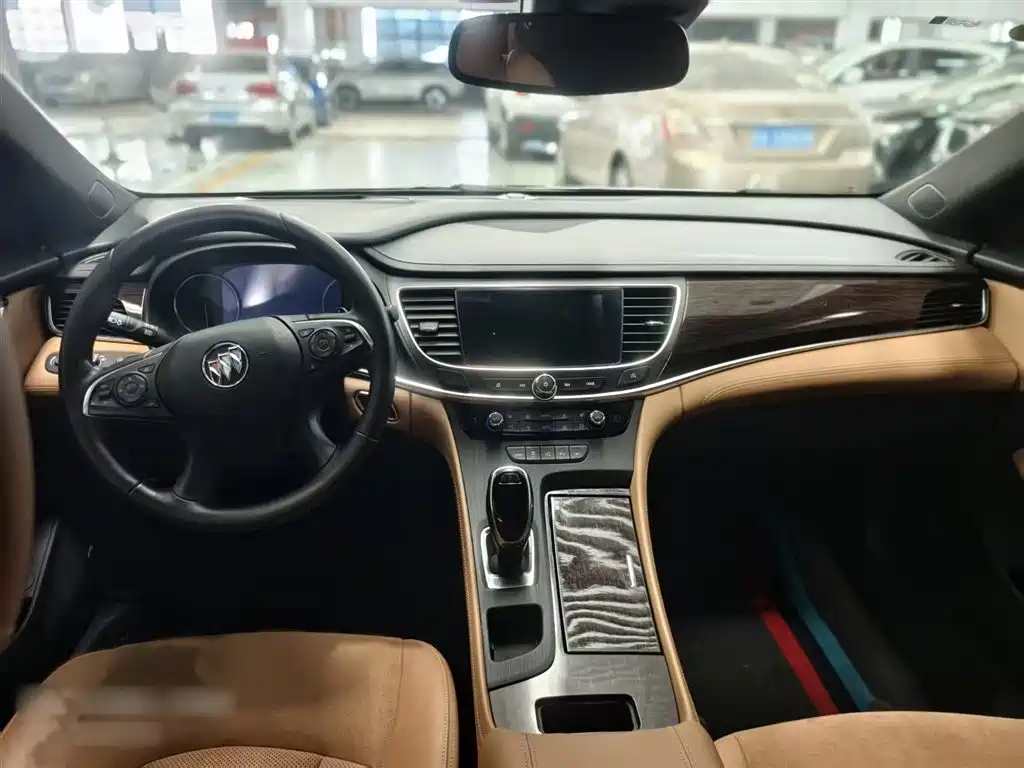 Buick LaCrosse 2019 28T Premium Model фото 8