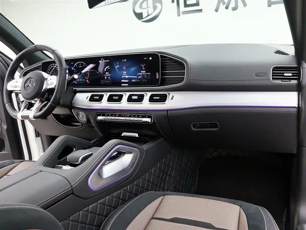 Mercedes-Benz GLE AMG 2023 AMG GLE 53 4MATIC+ фото 24