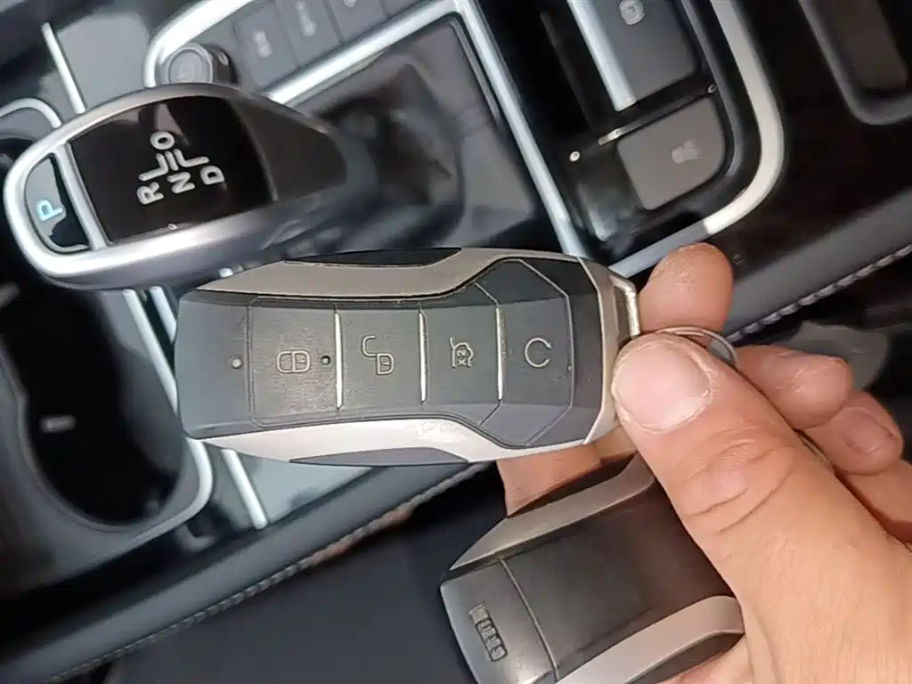 BYD Song MAX 2021 Upgrade 1.5T Auto Flagship 7-Seater фото 9