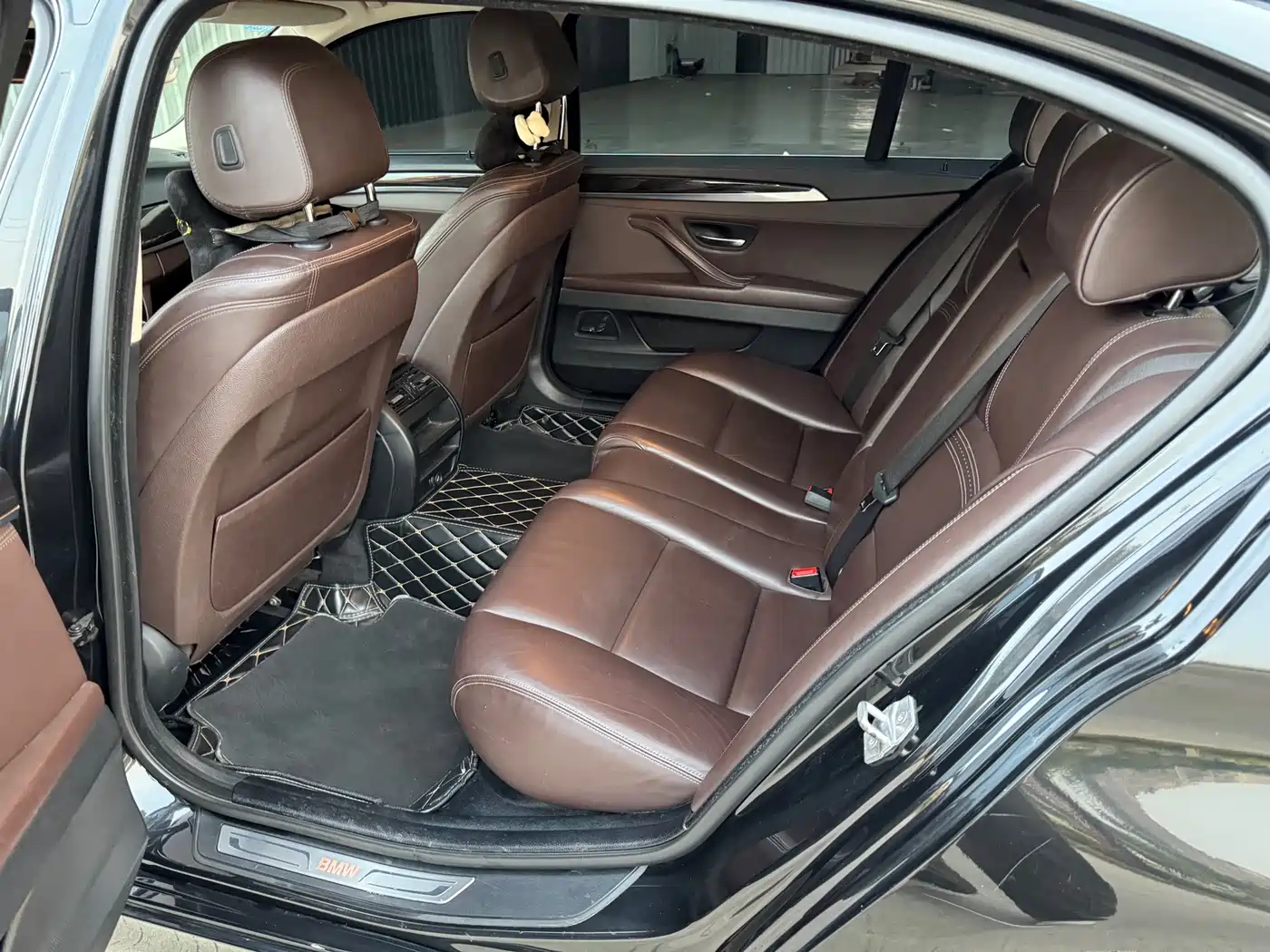 BMW 5 Series 2014 525Li Leading фото 6