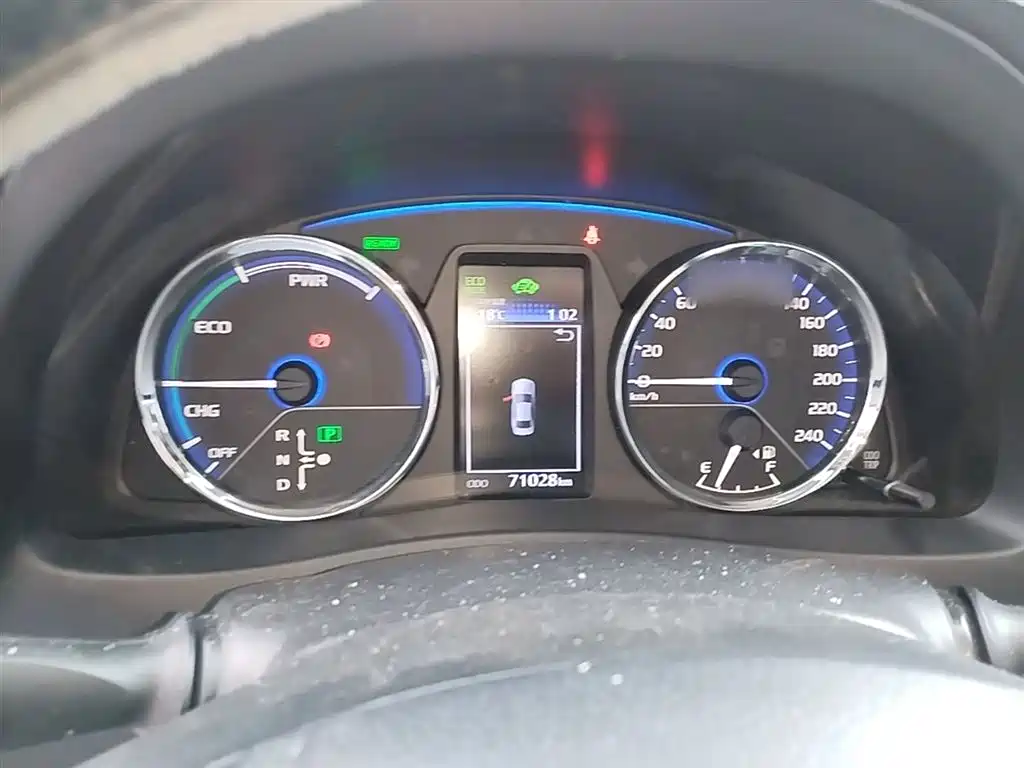Toyota Levin Twin Engine E+ 2019 1.8PH V E-CVT Luxury Edition фото 4
