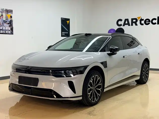 ZEEKR 007GT 2025