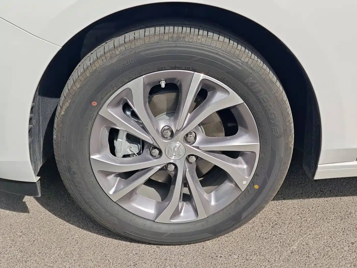 Buick Verano 2023 Pro Joy Edition фото 24