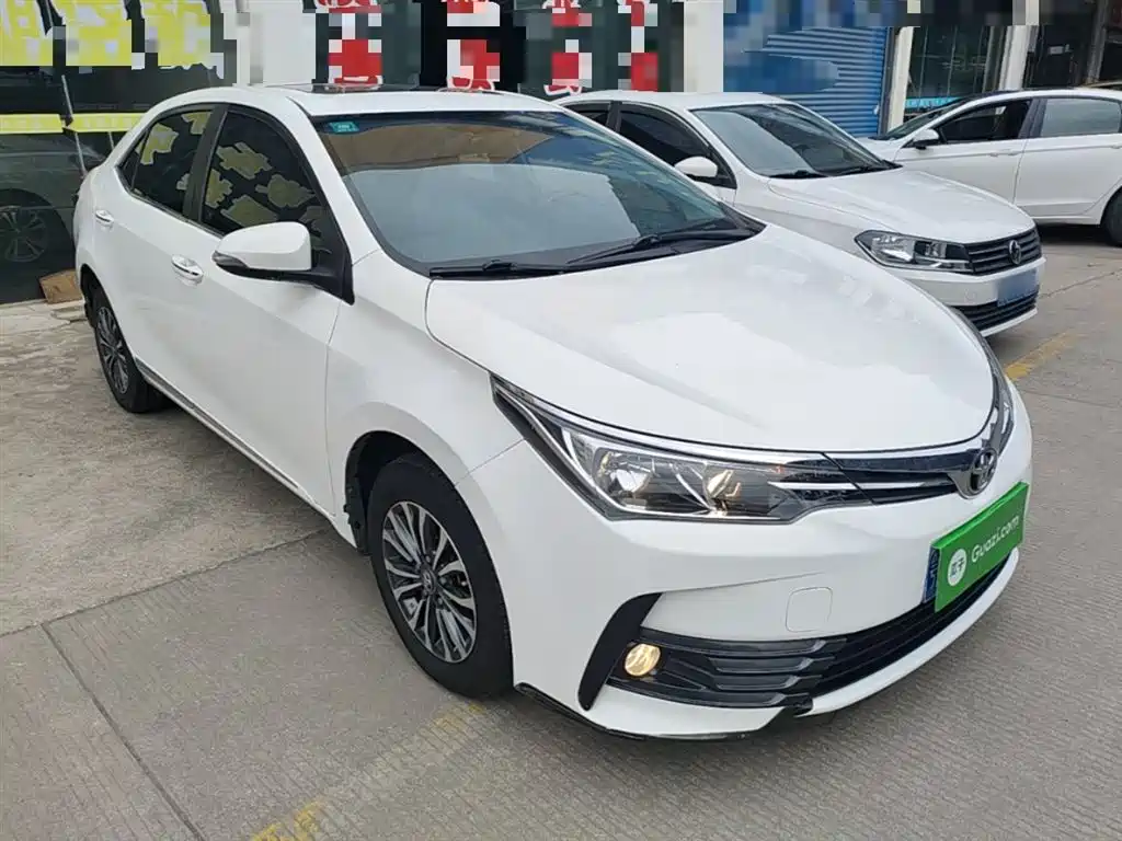Toyota Corolla 2017 Facelift 1.2T S-CVT GL-i фото 4