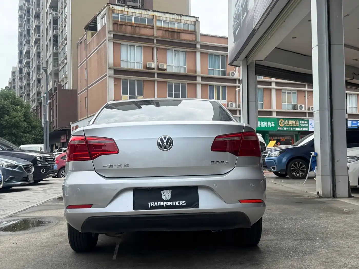 Volkswagen Bora 2015 Quality Edition 1.6L Automatic Fashion фото 5