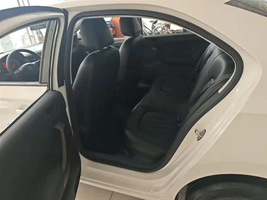 Volkswagen Santana 2018 1.5L Manual Trend Edition фото 16
