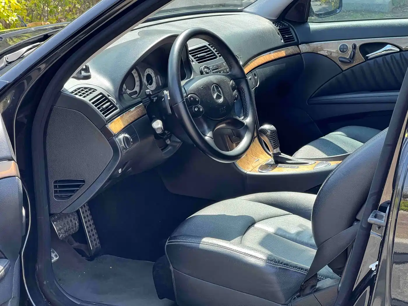 Mercedes-Benz E-Class 2008 Model E 280 Personality Sport Edition фото 17