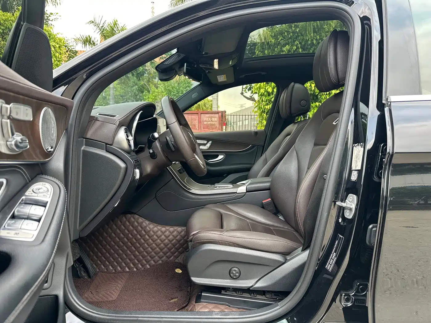 Mercedes-Benz GLC 2020 GLC 300 L 4MATIC Dynamic фото 4