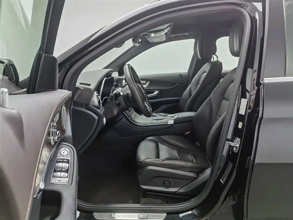 Mercedes-Benz GLC 2020 GLC 300 L 4MATIC Dynamic фото 10