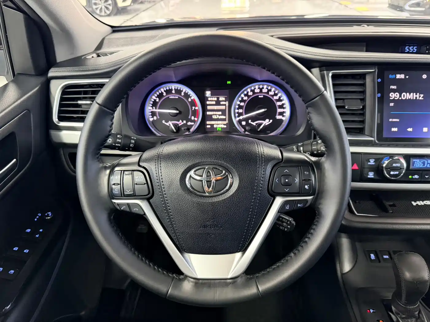 Toyota Highlander 2018 2.0T 4WD Premium 7-seater China VI фото 13