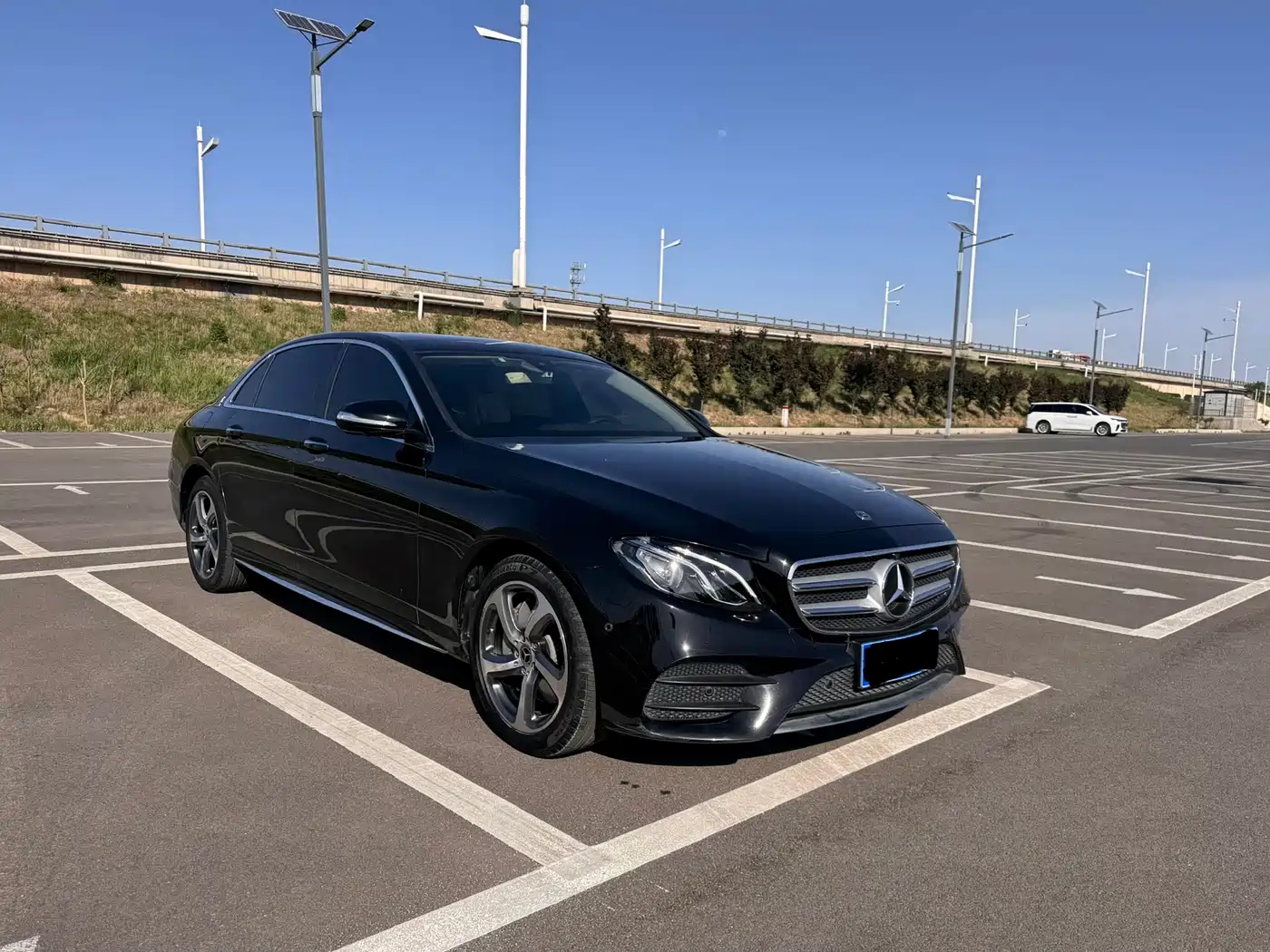 Mercedes-Benz E-Class 2019 Facelift E 300 L Sport Fashion фото 3