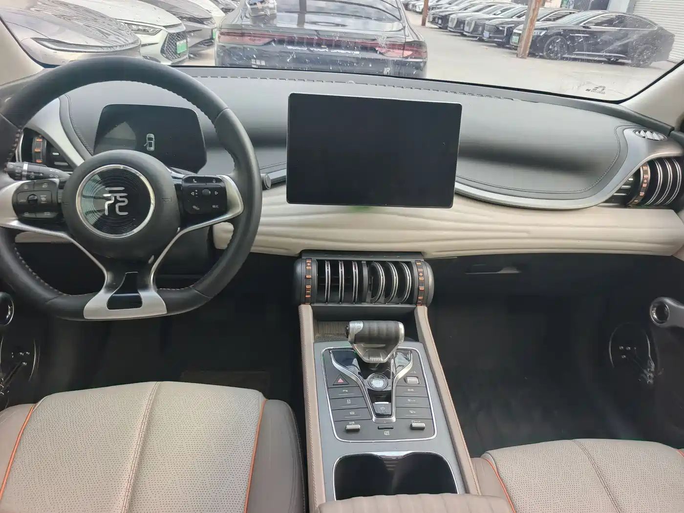 BYD Yuan PLUS 2024 Glory Edition 510KM Leading фото 9