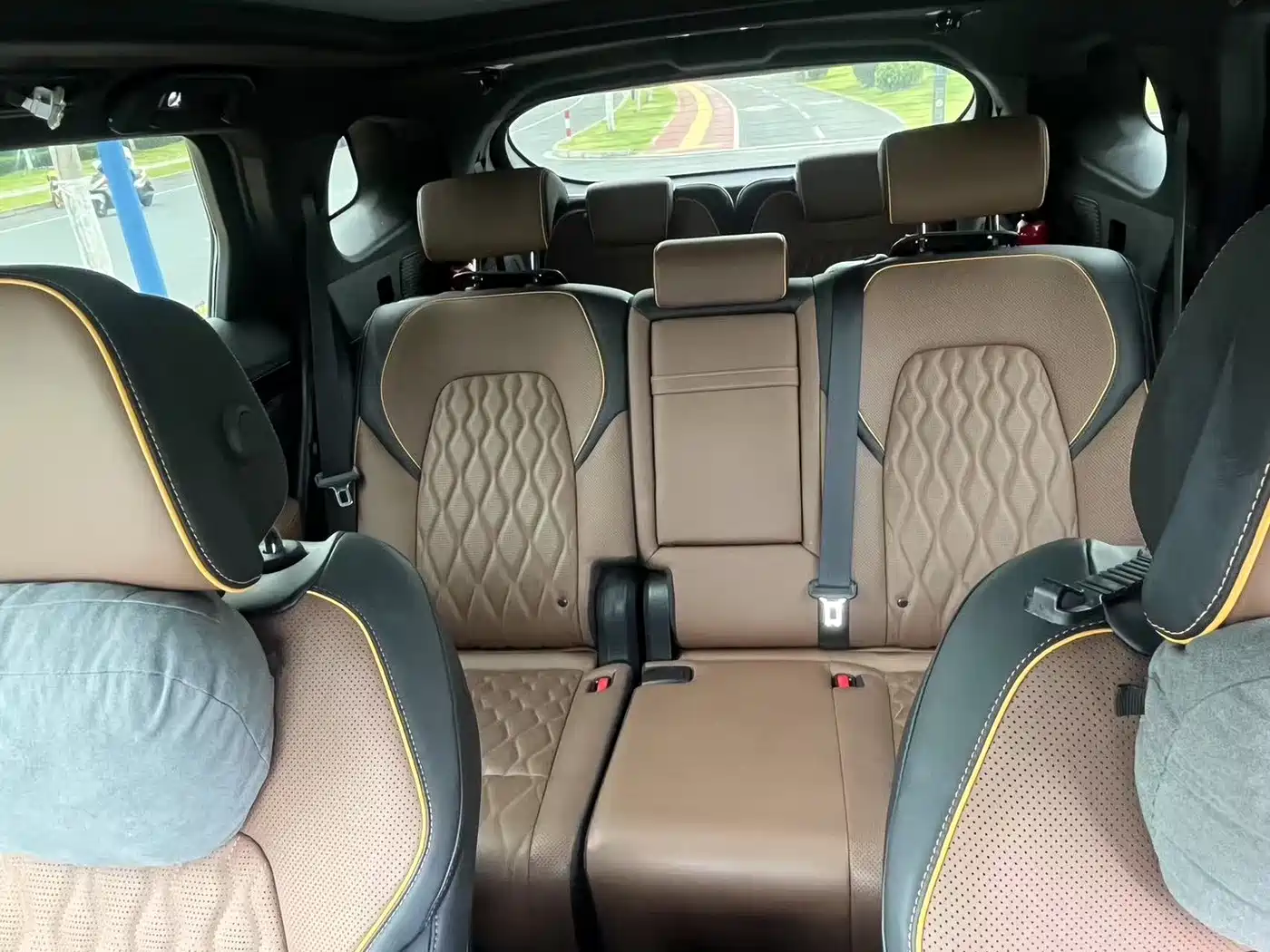 BYD Tang New Energy 2021 DM 2.0T AWD High Performance Genesis Flagship фото 9