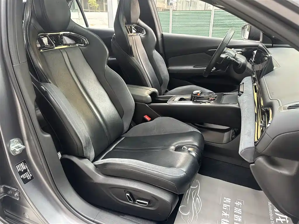 GAC Trumpchi Trumpchi Emkoo 2023 400T Auto R MAX фото 9