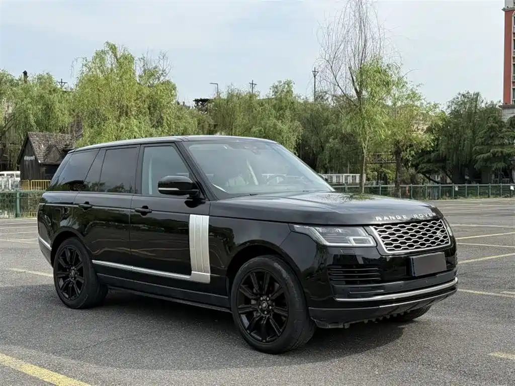 Land Rover Range Rover 2021 3.0 L6 Heritage Edition фото 5