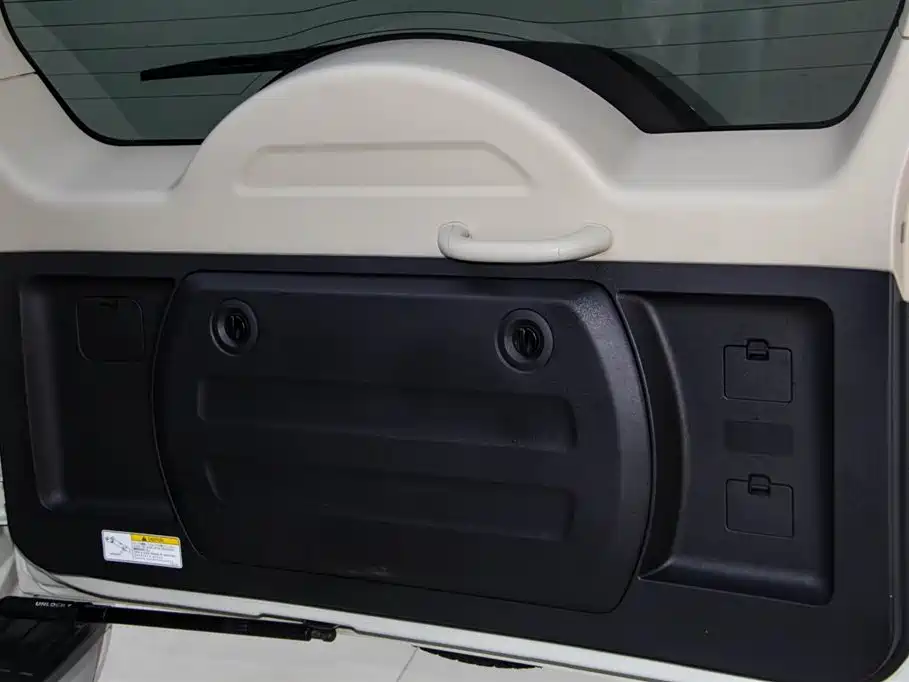 Mitsubishi Pajero (Import) 2020 3.0L Automatic Standard Edition фото 30