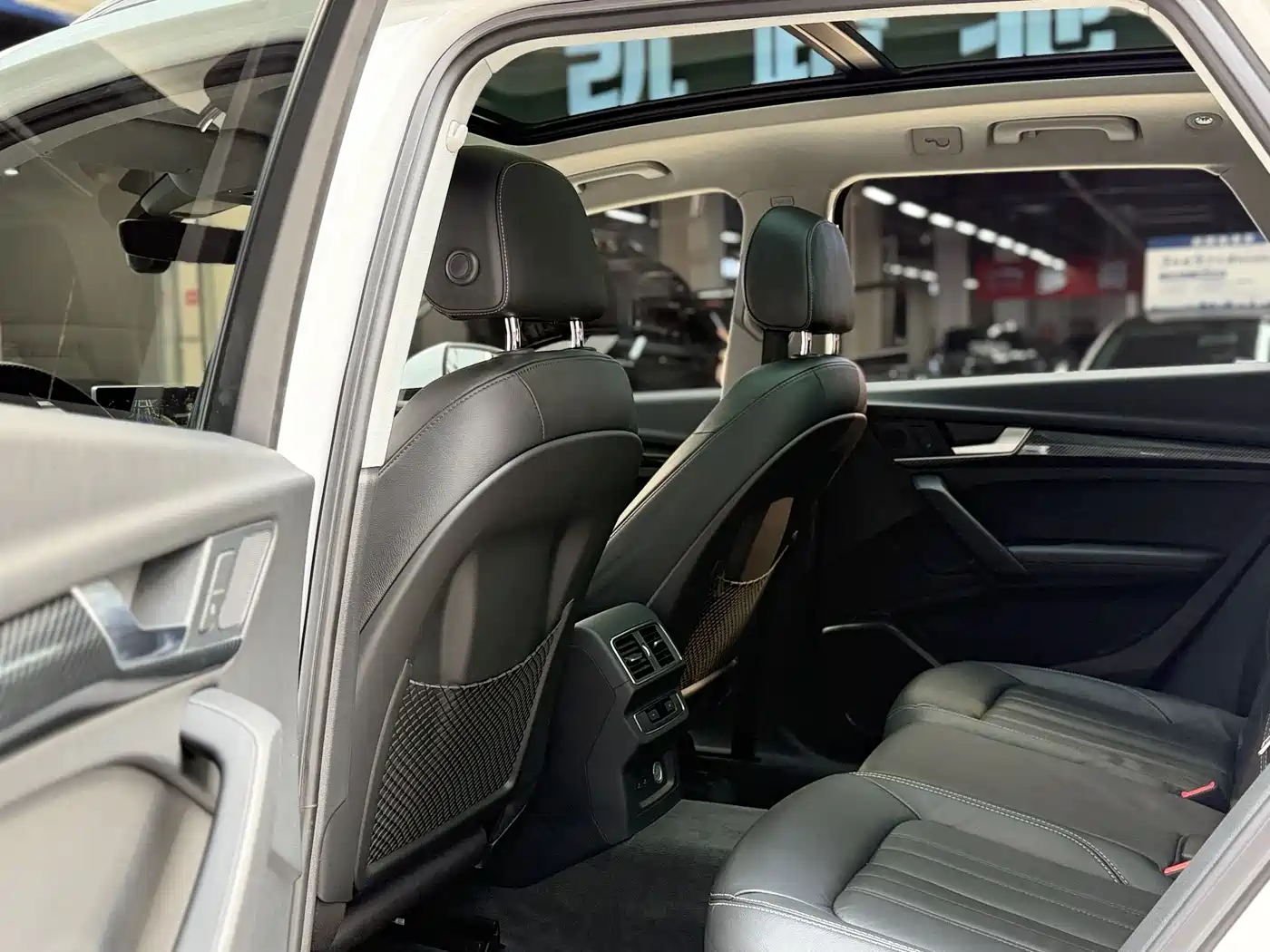 Audi Q5L 2020 40 TFSI Prestige Fashion фото 6