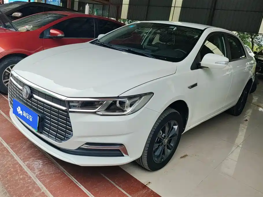 BYD Qin New Energy 2021 Leading Comfort Edition