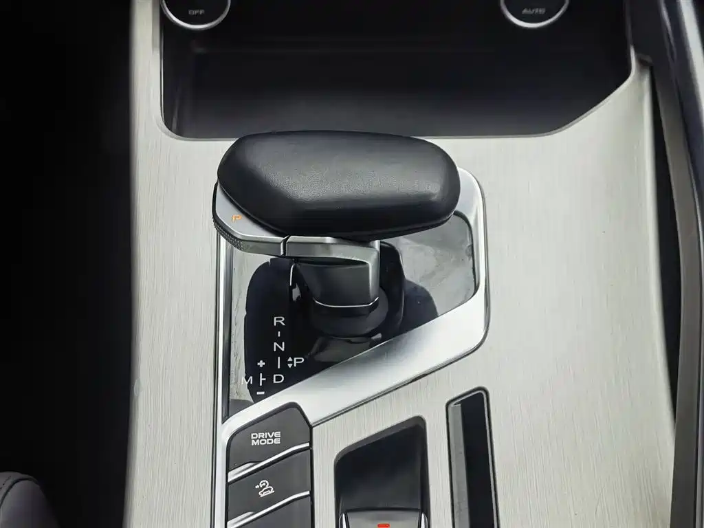 GEELY AUTOMOBILE BINYUE