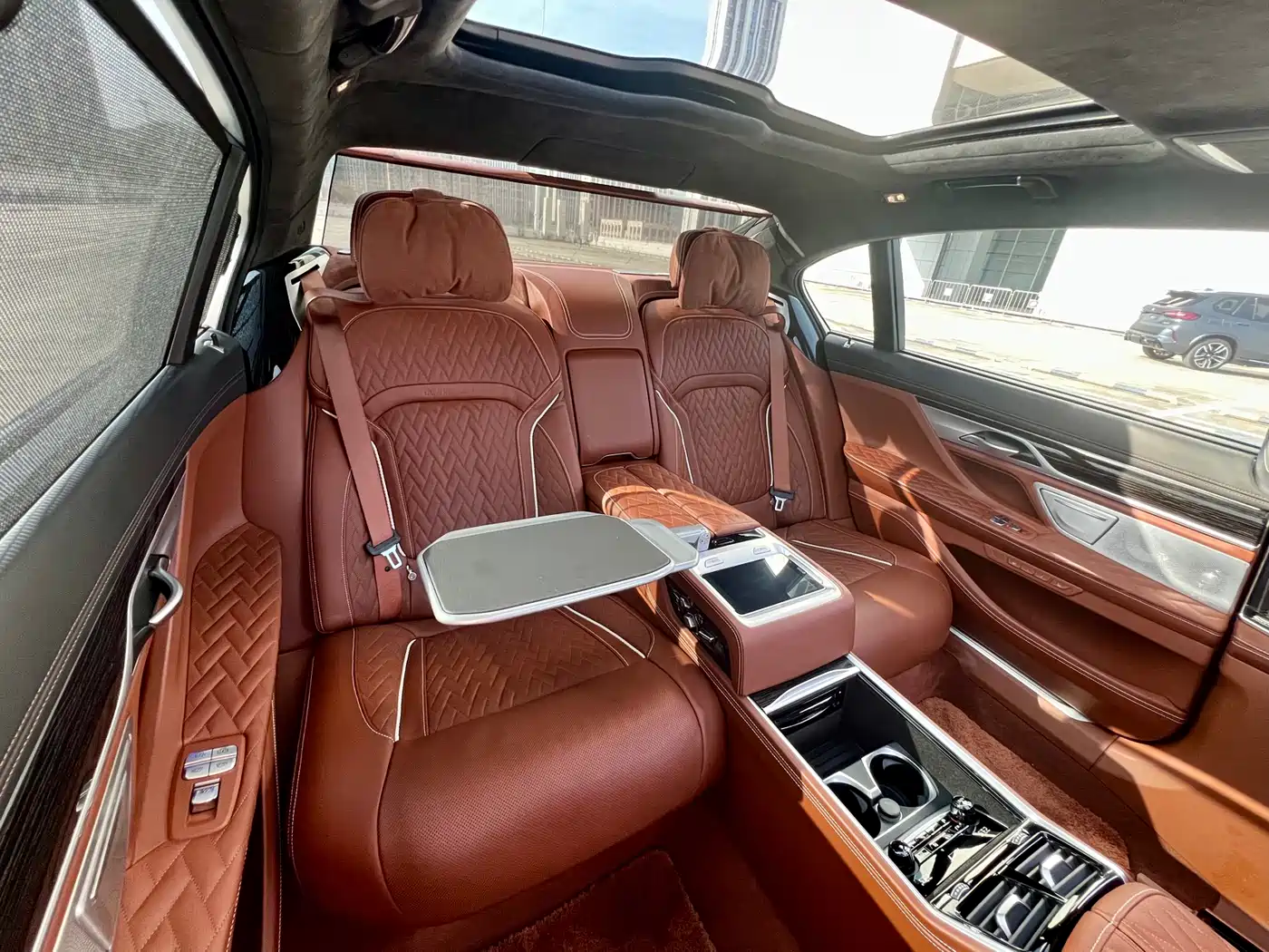 BMW 7-SERIES
