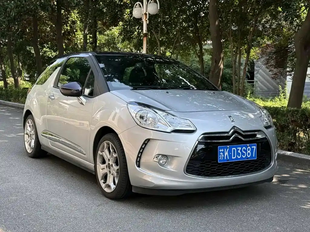 DS 3 Classic 2014 2012 1.6L Style Edition