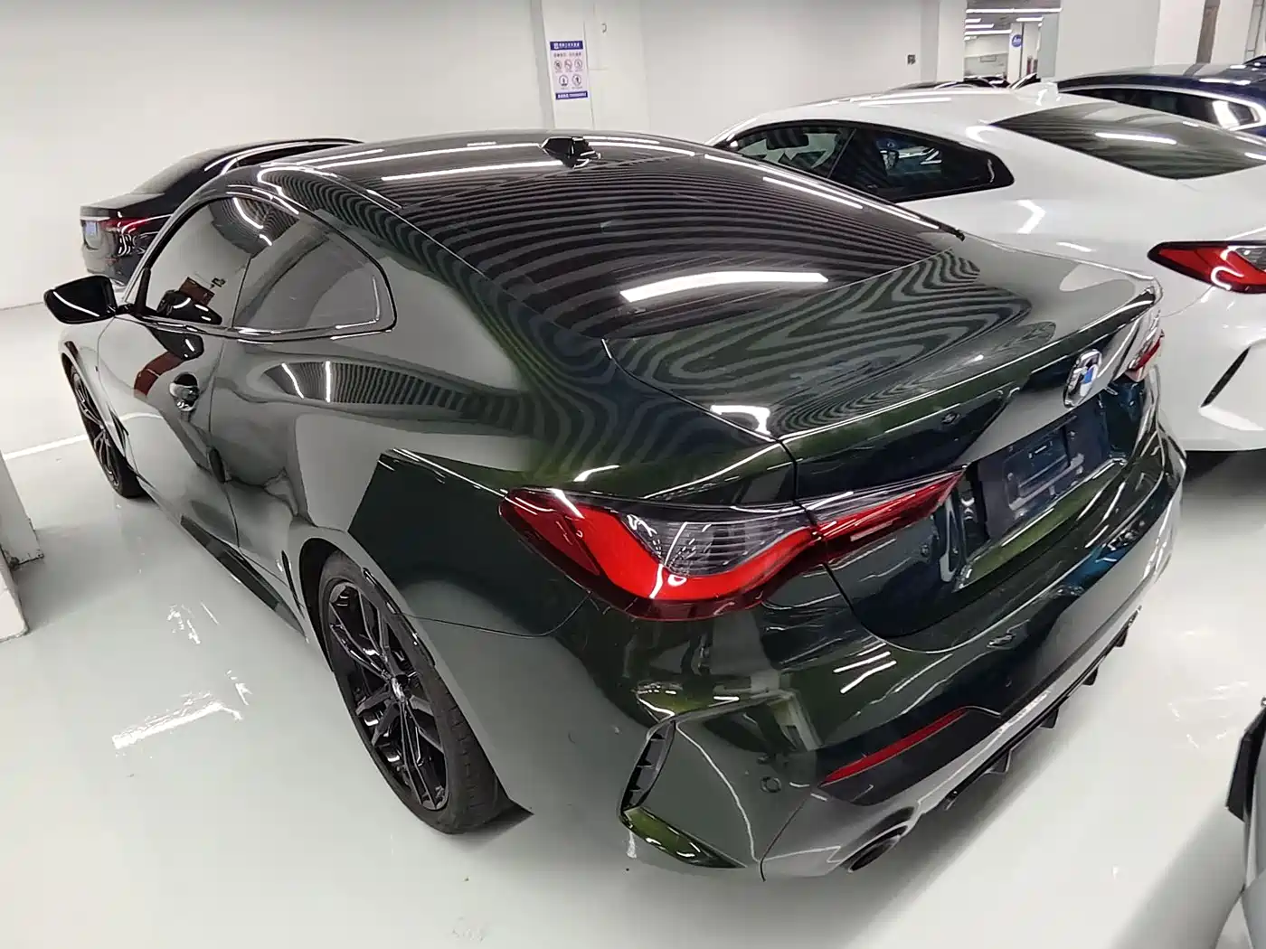 BMW 4 Series 2023 425i M Sport Shadowline Package фото 5