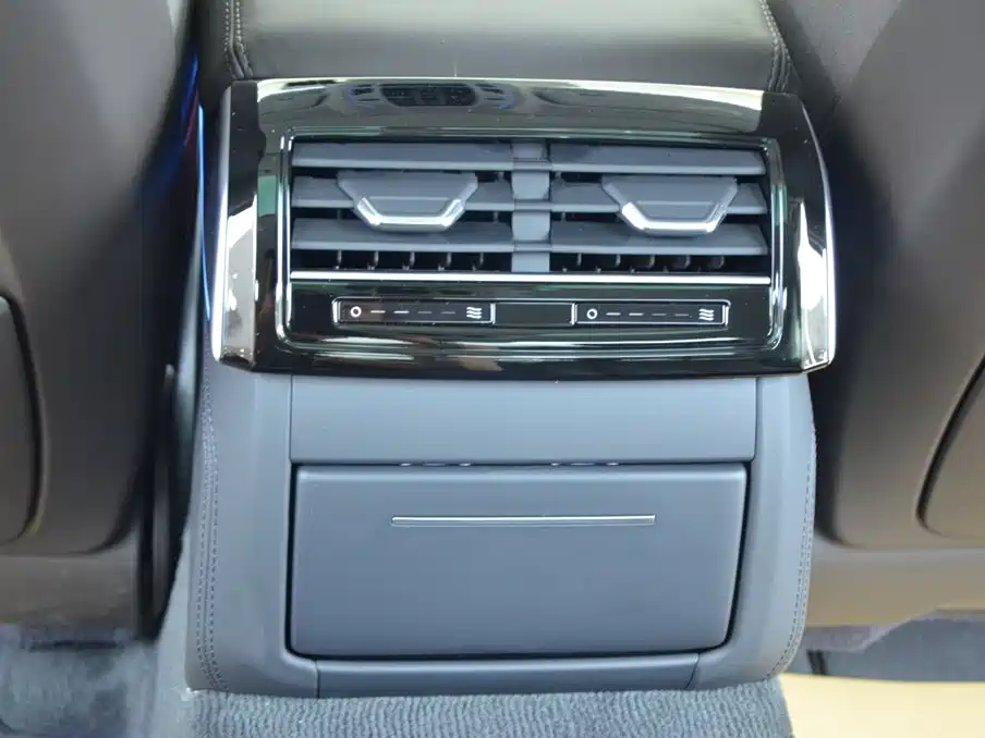 Audi A8 2026 2025 A8L 45 TFSI quattro Luxury