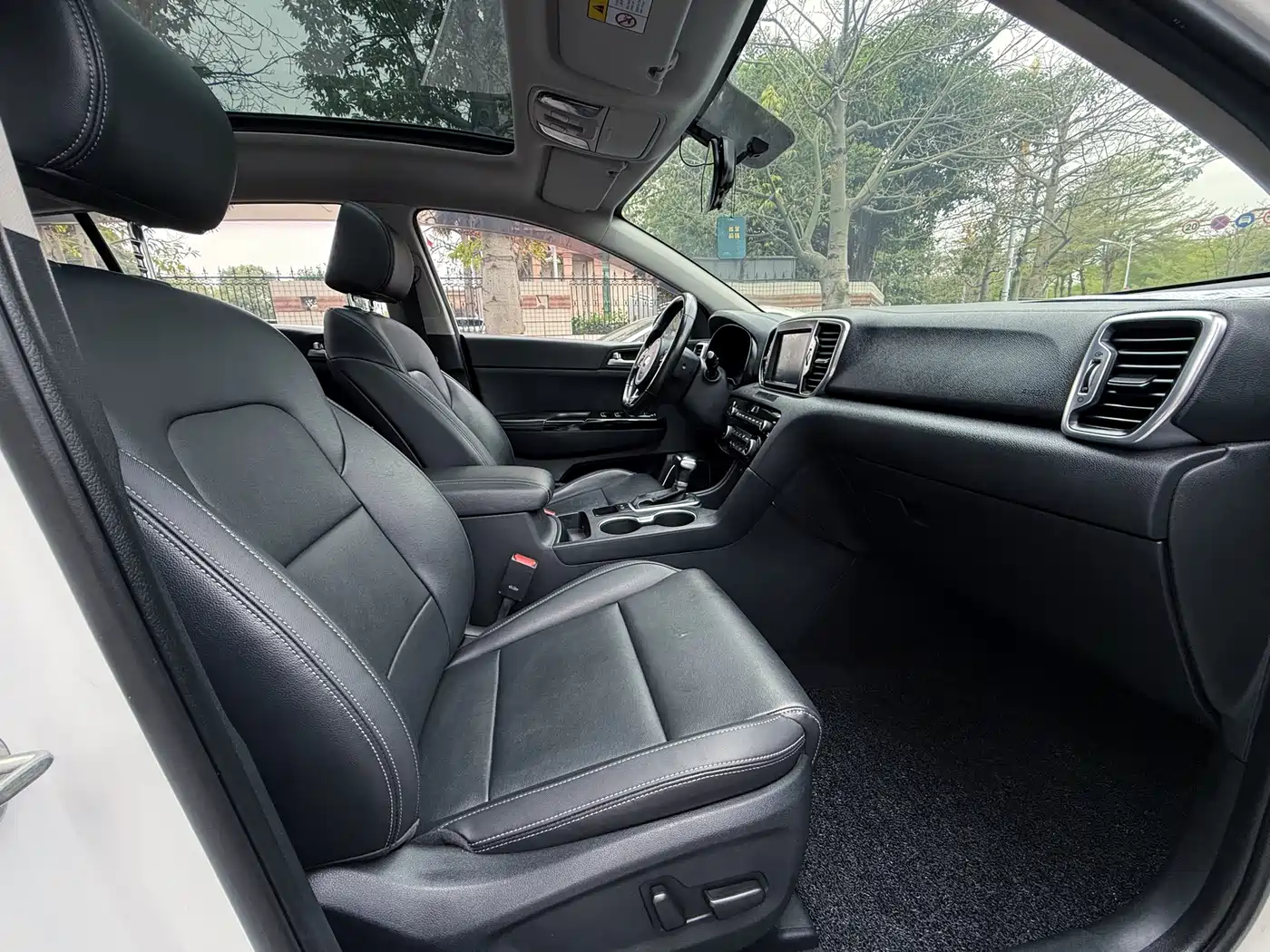Kia KX5 2016 Model 1.6T Automatic 2WD Premium фото 15